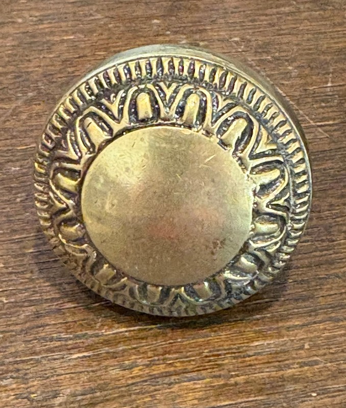 Antique Rare Cast Brass Double Sided Egg and Dart Door Knobs  Lot Of 8 !