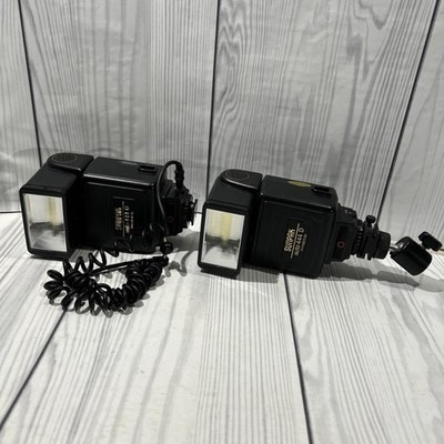 Sunpak Auto 444 D Thyristor Lot Of 2 Battery Tested Powers On