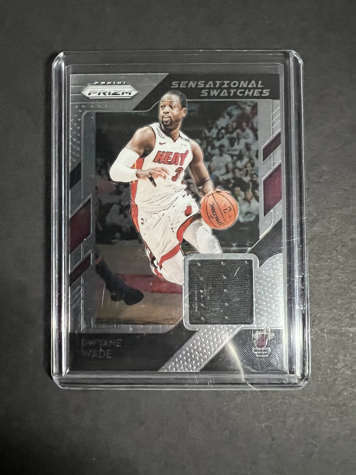Dwyane Wade 2018-19 Prizm Sensational Swatches #38 - Game Worn