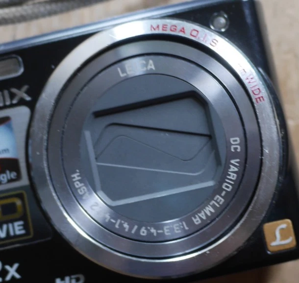 Panasonic Lumix DMC-TZ7, photo 2 of 5