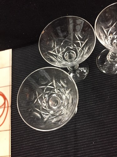 Vintage 4 Cordials Crystal Cut Glasses ELOQUENT & FANCY STEMS! VERY NICE - Picture 7 of 12