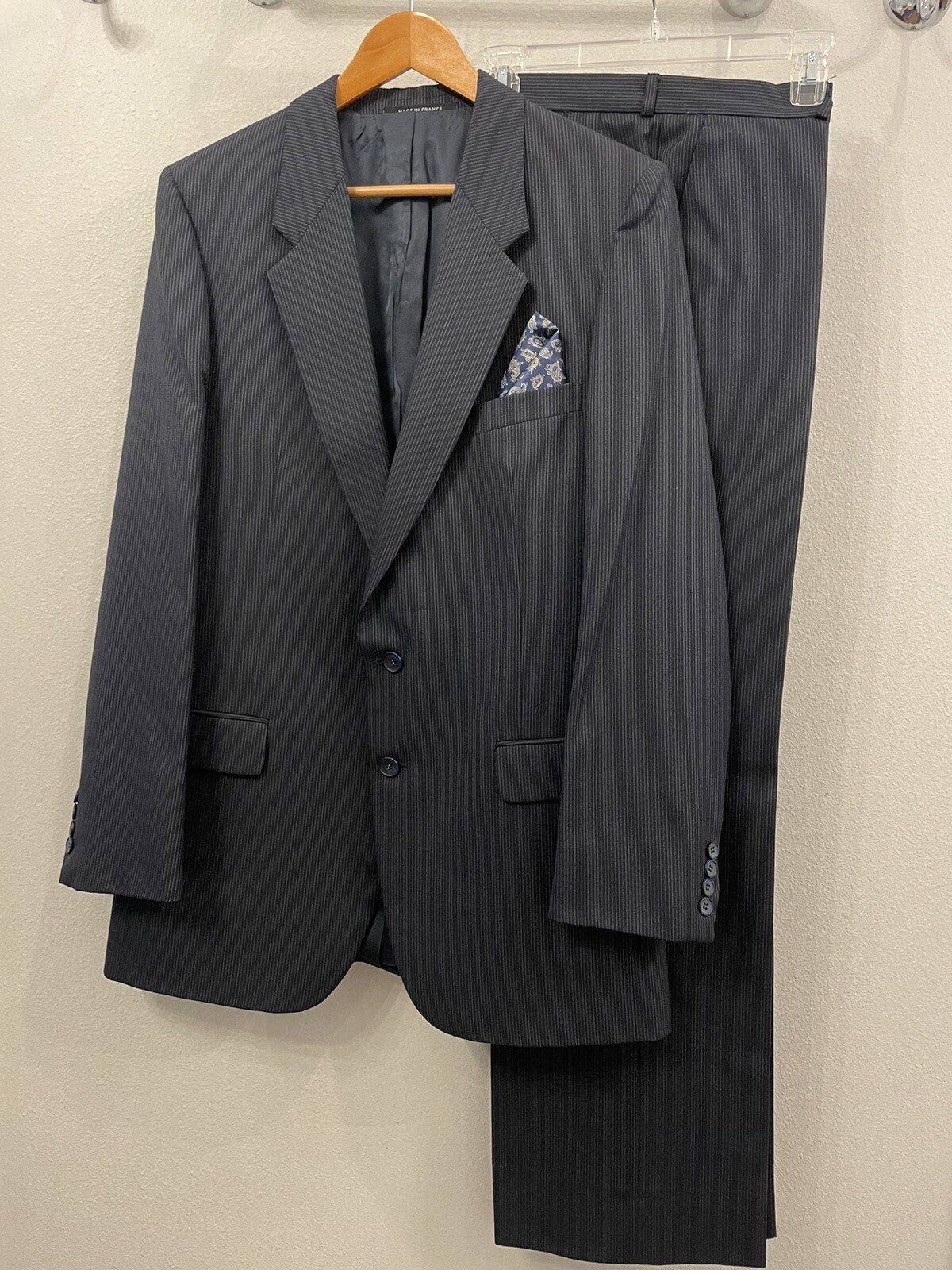 Tuta due pezzi Yves Saint Laurent blu navy gessato su misura 43R