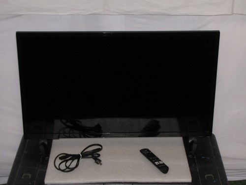 Insignia Fire TV F20 Class NS-32DF310NA19 LED HD Smart Aug 2018 - Picture 14 of 24
