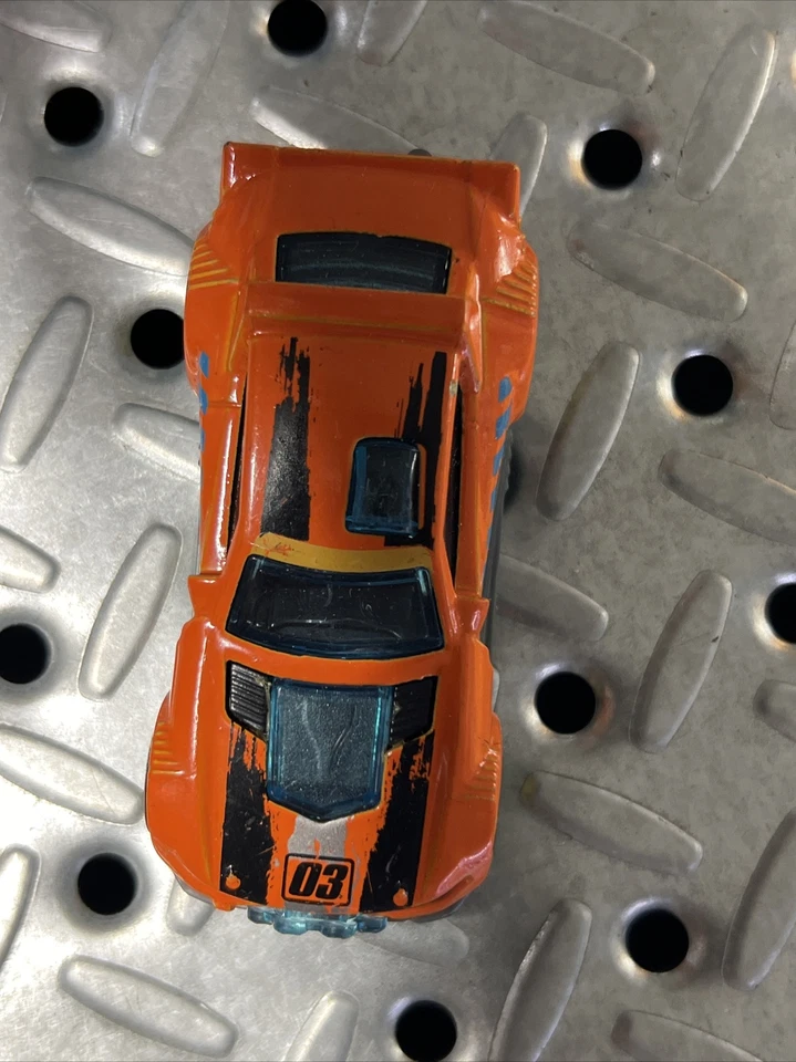  Mattel Hot Wheels Rally Cat 2017 DTX15 juguete fundido a presión coleccionable naranja deportes  Foto 3 de 4