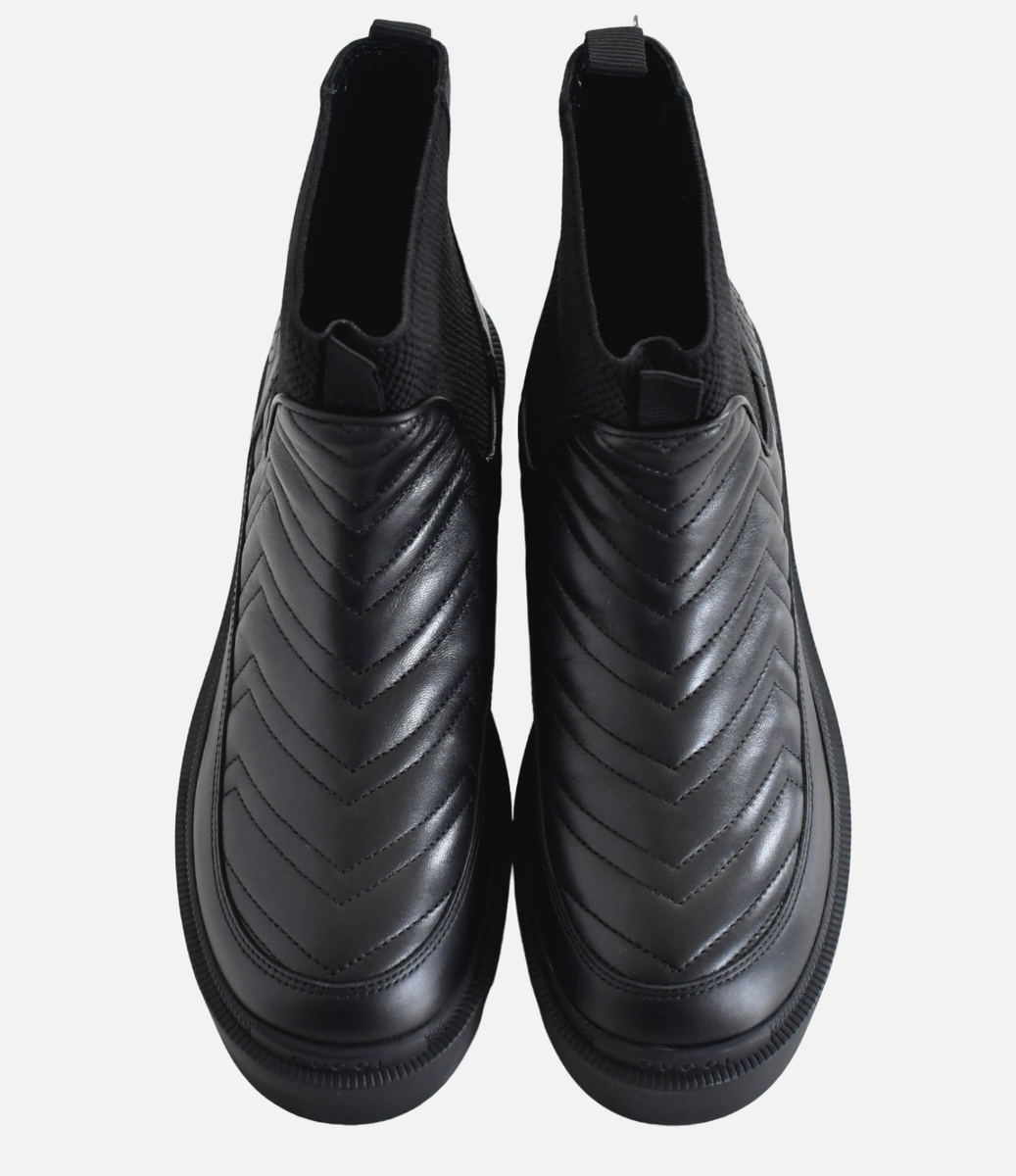 🆕️GUCCI Black QUILTED MATELASSE LEATHER CHELSEA ANKLE  display picture 1