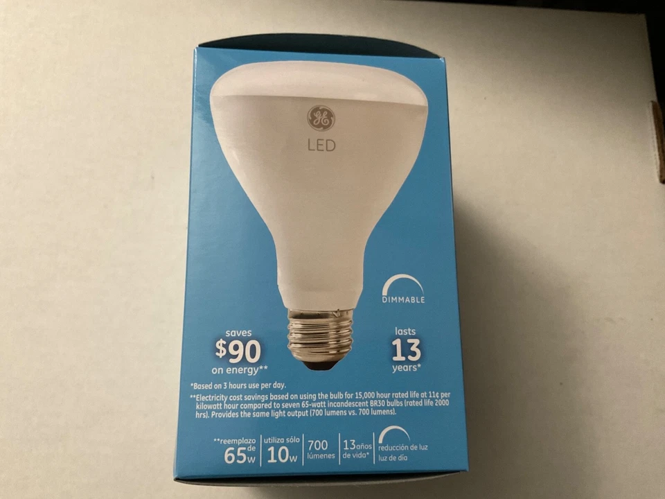 GE 40946 10W BR30 DAYLIGHT E26 LED Reflector Dimmable Light Bulb - Image 2 of 4