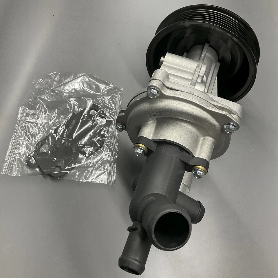 Bomba de agua motor GMB 125-6080 NUEVA para Ford Transit 150 250 350 2015-2019 Foto 3 de 4