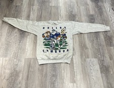 VTG 90's BUGS , TAZ,  WILE. E DALLAS COWBOYS NFL TULTEX LOONEY TUNES SWEATSHIRT