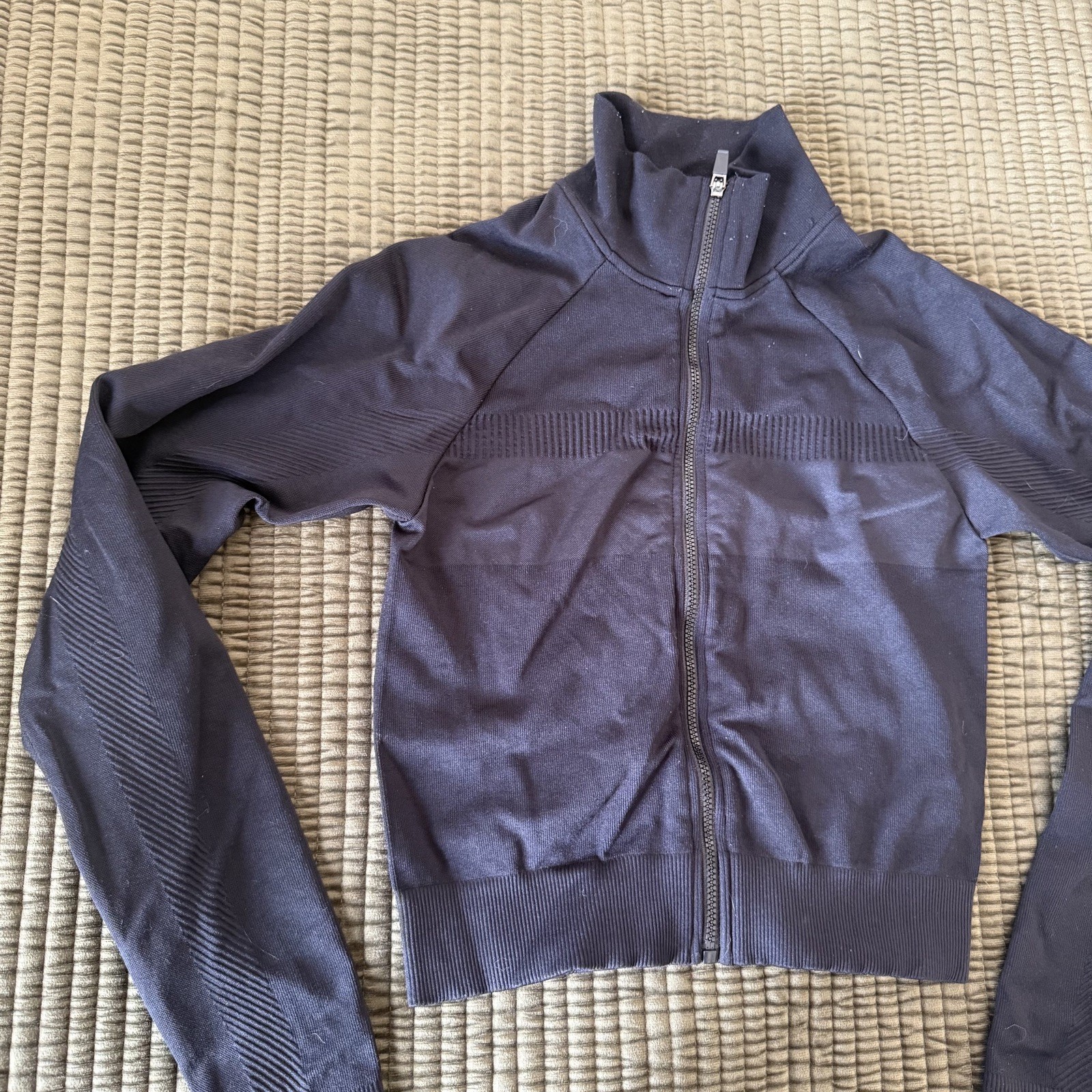 Fabletics  Cropped  Seamless Rib Jacket Zip Up Wo… - image 10