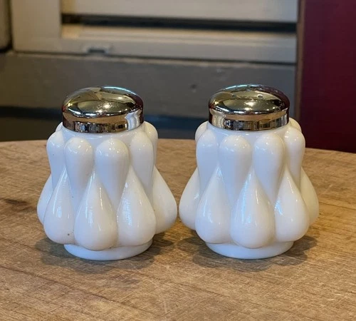 Vintage Fenton Teardrop Milk Glass Salt And Pepper Shakers