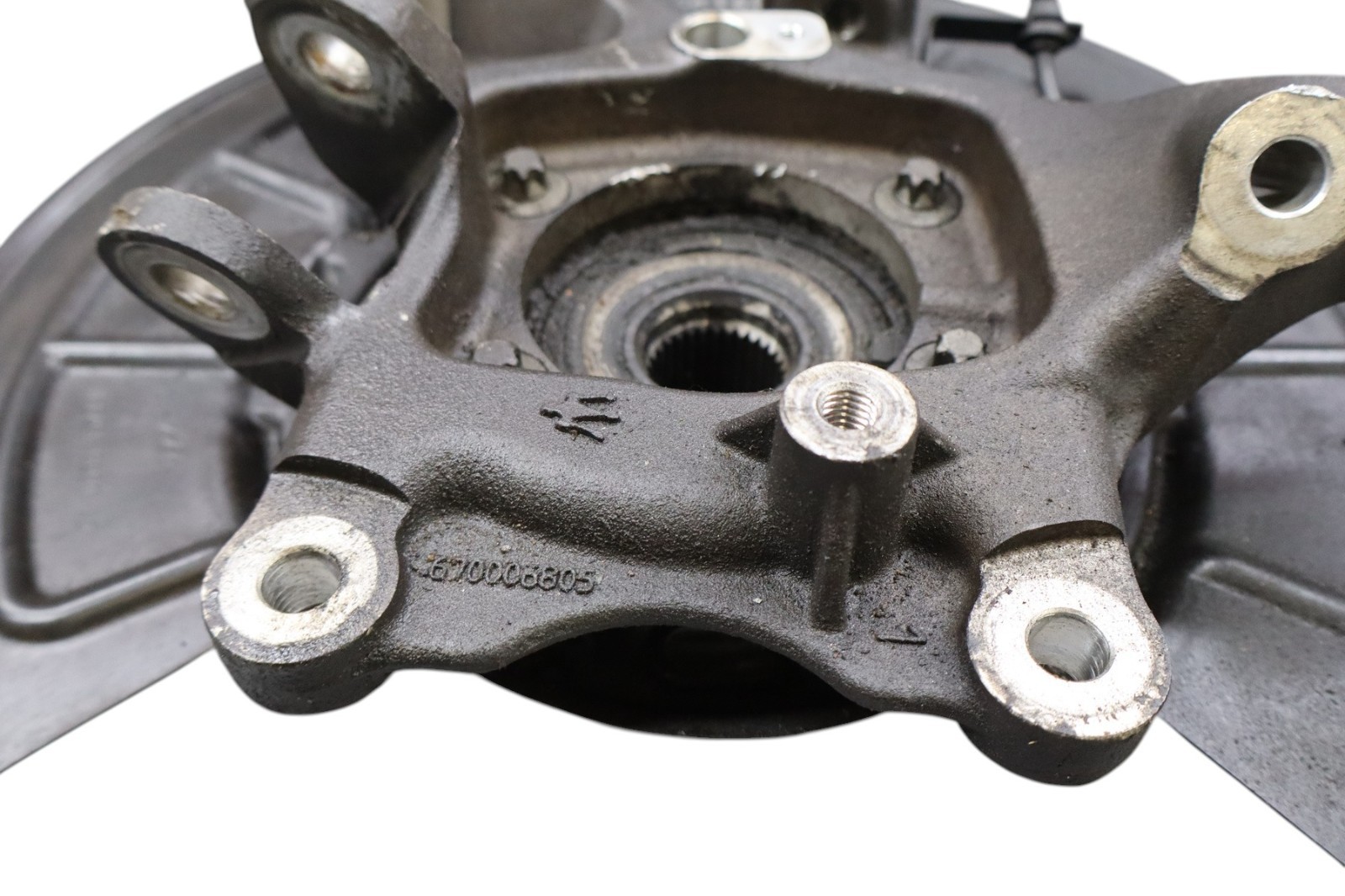 14-17 Maserati Ghibli Rear Right Passenger Side Spindle Knuckle Hub Bearing Oem