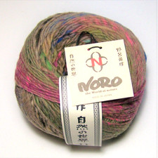 437 yard ball of NORO VIOLA 100 Wool Worsted Knitting yarn color 9 ARIMATSU