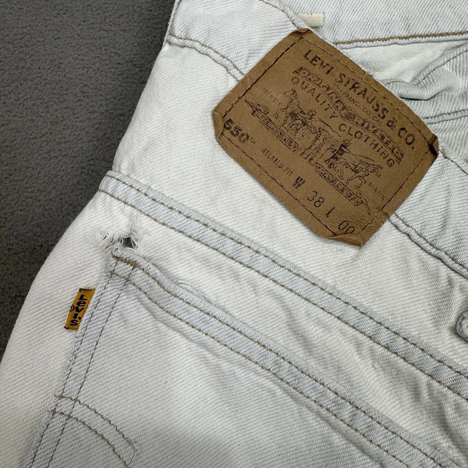 Pantalones Cortos Levis 550 De Colección Años 90 Para Hombre 38 (37”) Blanco Naranja Pestaña Aplastados Sueltos Hip Hop Foto 2 de 4
