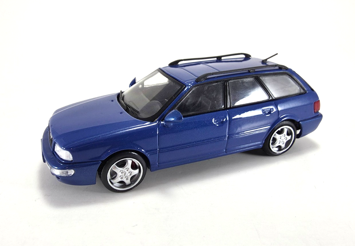 Solido 1:43 Diecast Audi RS2 Avant | S4310101 | PLEASE READ