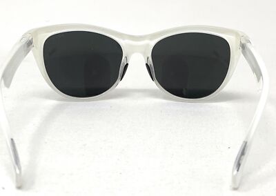 REVO Barclay RE 1037 09 GY Polarized Woman display picture 1