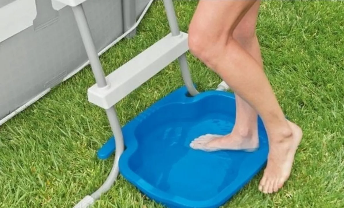 Pool ladders for 2024 above ground pools