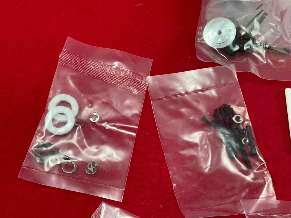 TEAM ASSOCIATED RC10 GREEN EDITION 6 GEAR TRANSMISSION COMPLETE SLIPPER classic - Image 3 of 4