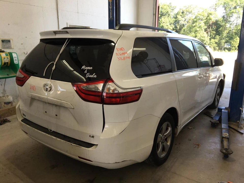 Medidor de velocímetro usado se adapta a: Toyota Sienna Cluster MPH LE 2015 grado A Foto 4 de 4