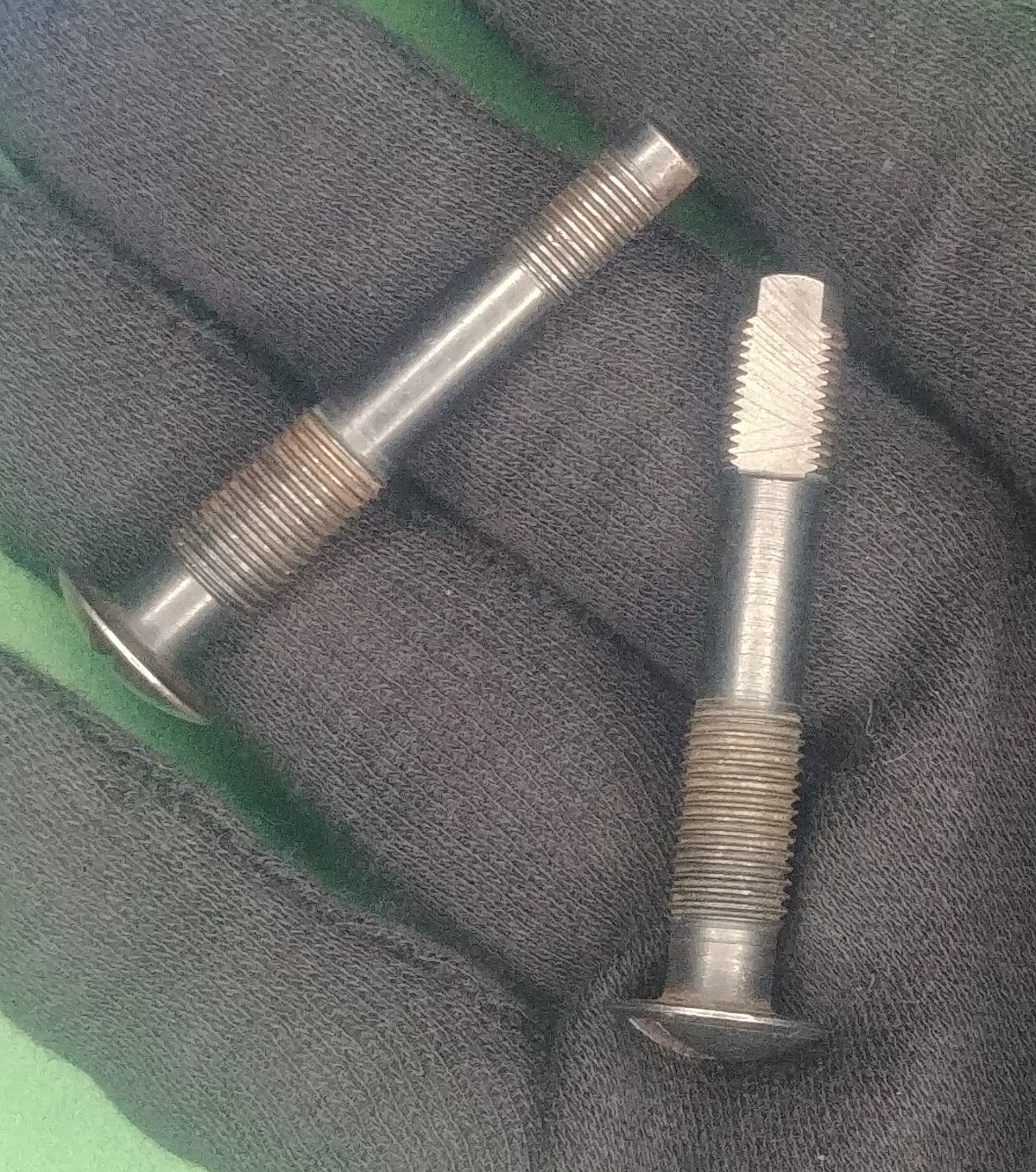 Remington 742 Forend Screw New Old Stock Rifle Part