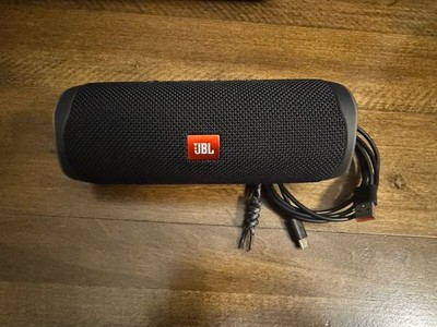 JBL Flip 5 Portable Speaker System - Black W/ Charging Wire