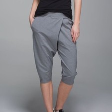 Lululemon Retreat Yogi Crop Pants Cross Front Heathered Slate Gray, Sz 10