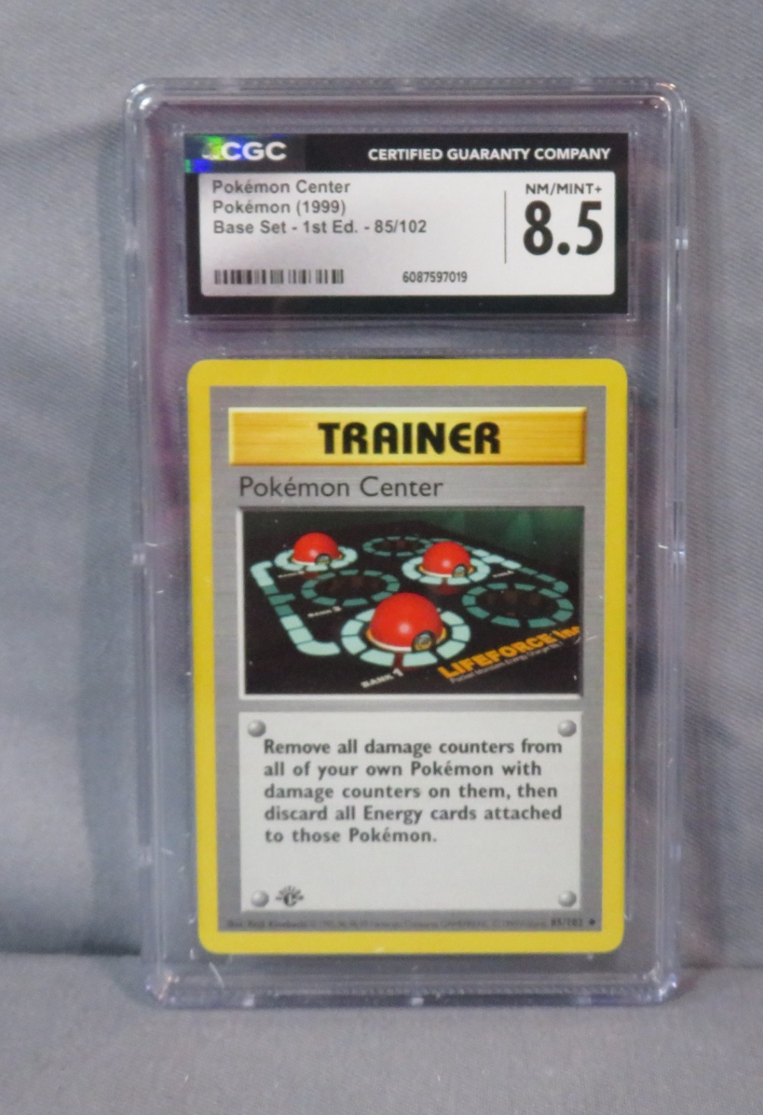 POKEMON CENTER 1999 Base Set 1st Edition. Shadowless Card 85/102 CGC 8.5 NM/M+