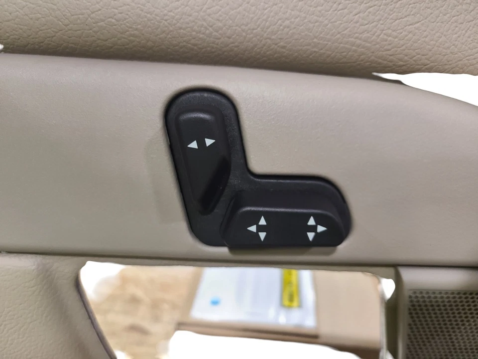 SE ADAPTA A 09-11 FORD CROWN VICTORIA PANEL ASM PUERTA MOLDURA 9W7Z5423943BA - NUEVO OEM Foto 4 de 4