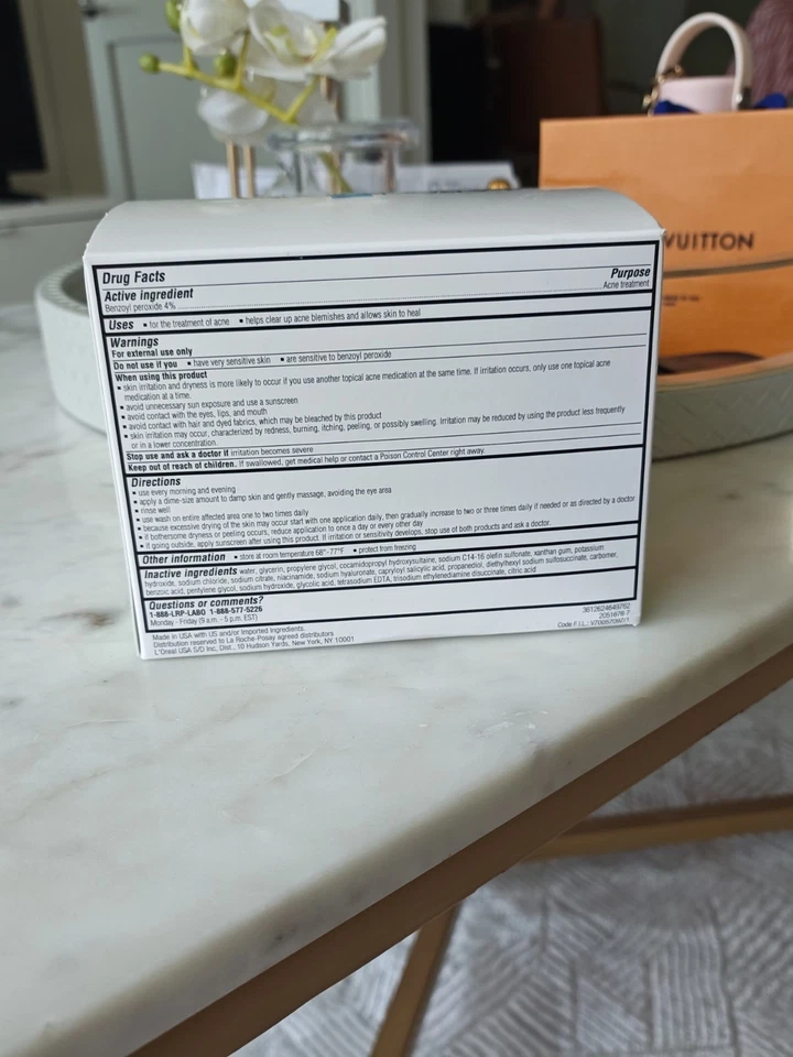 La Roche Posay Effaclar Duo Dual Action Acne Cleanser (30 X 10ml Qty) - Image 3 of 4