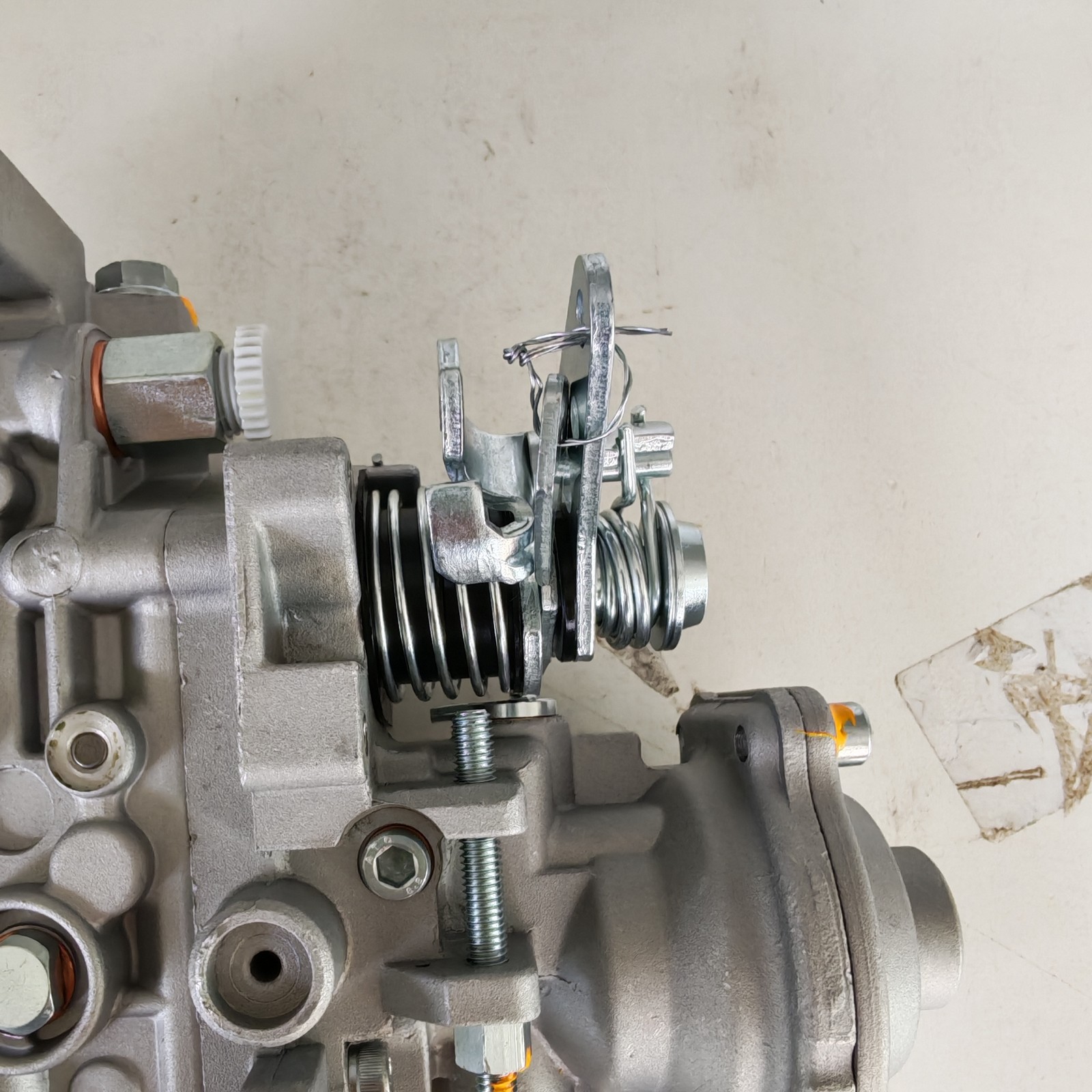 NEW 0460424378 Bosch Fuel Injection Pump 3977353 Fit For Cummins Engine 4BT 3.9L thumbnail 8