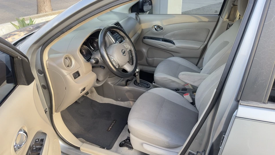 Nissan Versa S 2013 Foto 4 de 4