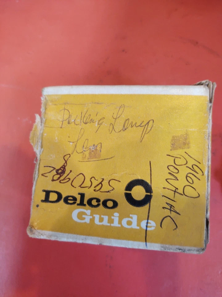 NOS GM OEM 1960 60 PONTIAC BONNEVILLE Delco Lente guía Luz de estacionamiento Lámpara giratoria Foto 2 de 4