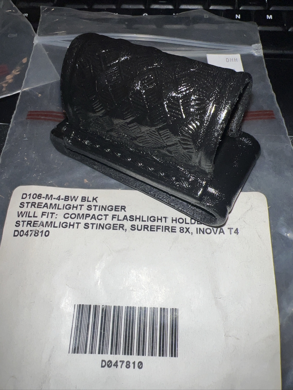 Don Hume D106-M-4-B, BLK Leather Compact Flashlight Holder, Streamlight Stinger