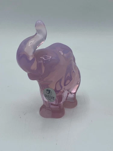 Fenton Elephant Pink Glass Figure 3 3/4" tall (P)