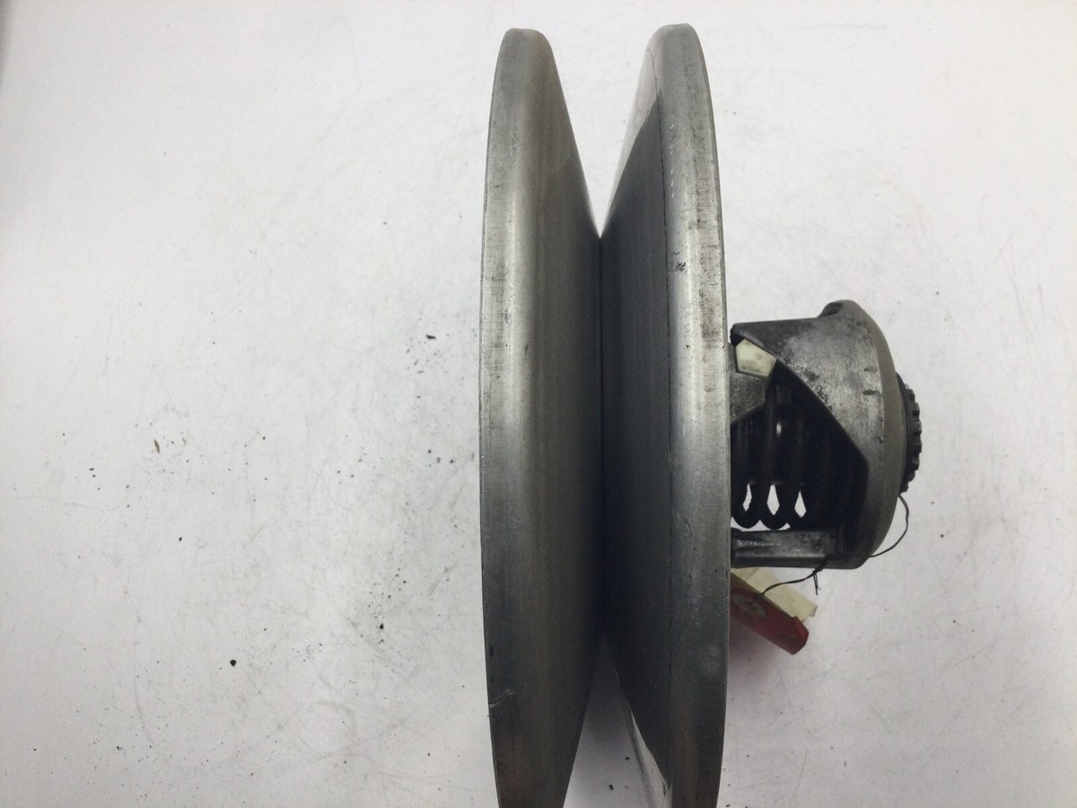 Yamaha Clutch Secondary Driven Clutch Pulley 1979 SRX 440LC OEM