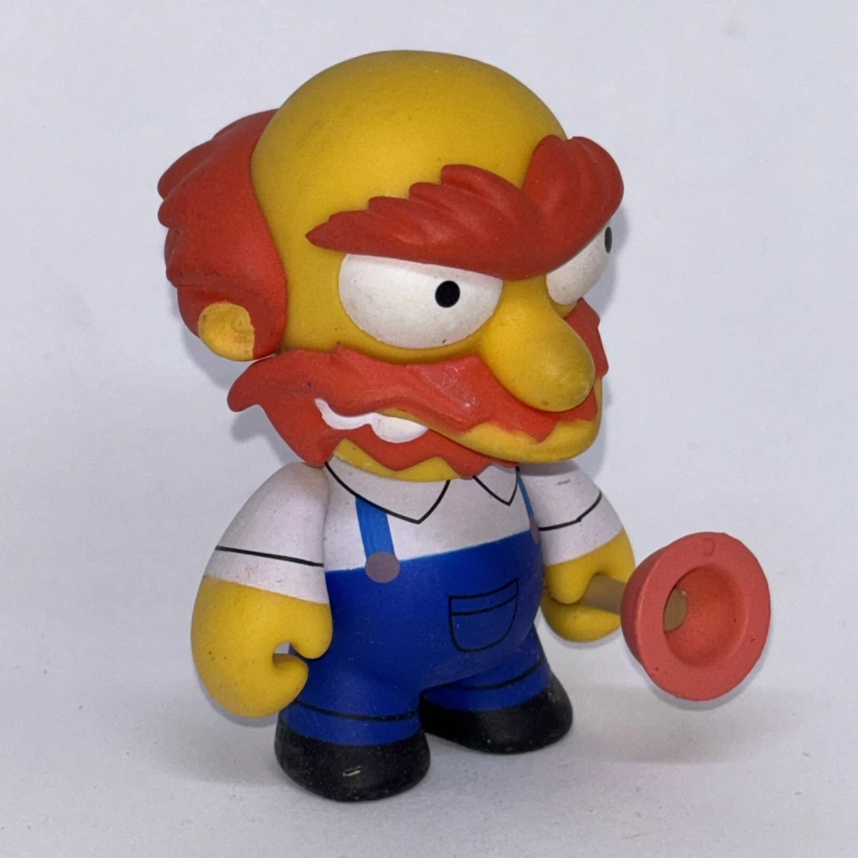 Kidrobot Simpson's Series 2 Groundskeeper Willie Vinyl Figure - Image 2 of 4