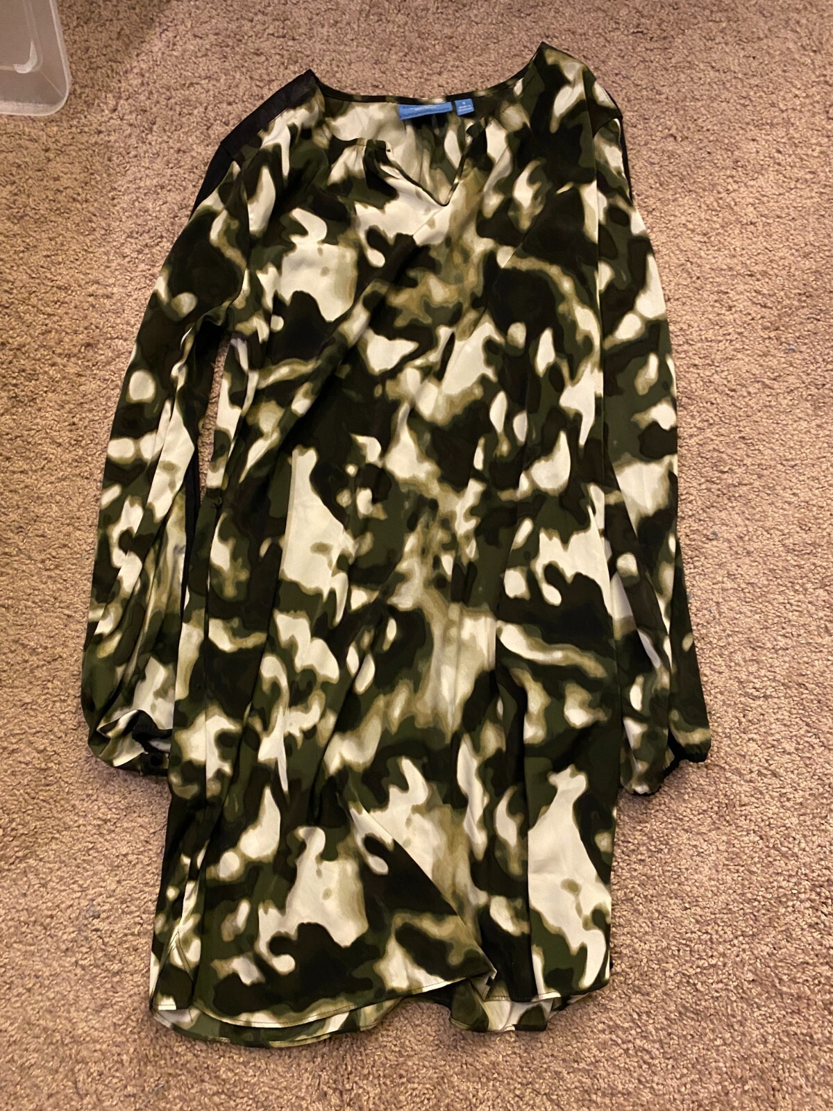 Picture 1 of 8