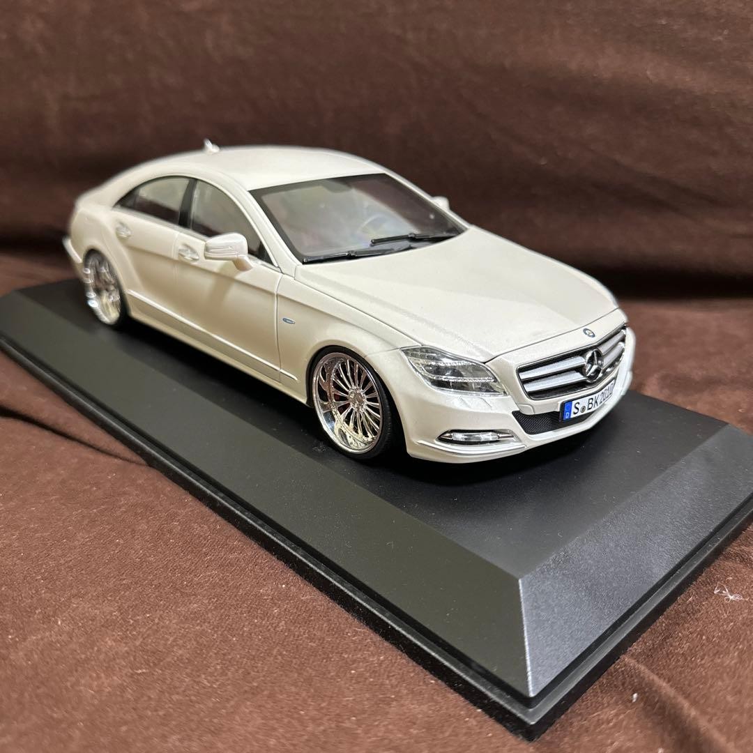 Mercedes-Benz CLS-Class W218 CLS350 1/18 Diecast Model Car, Custom, Collectible