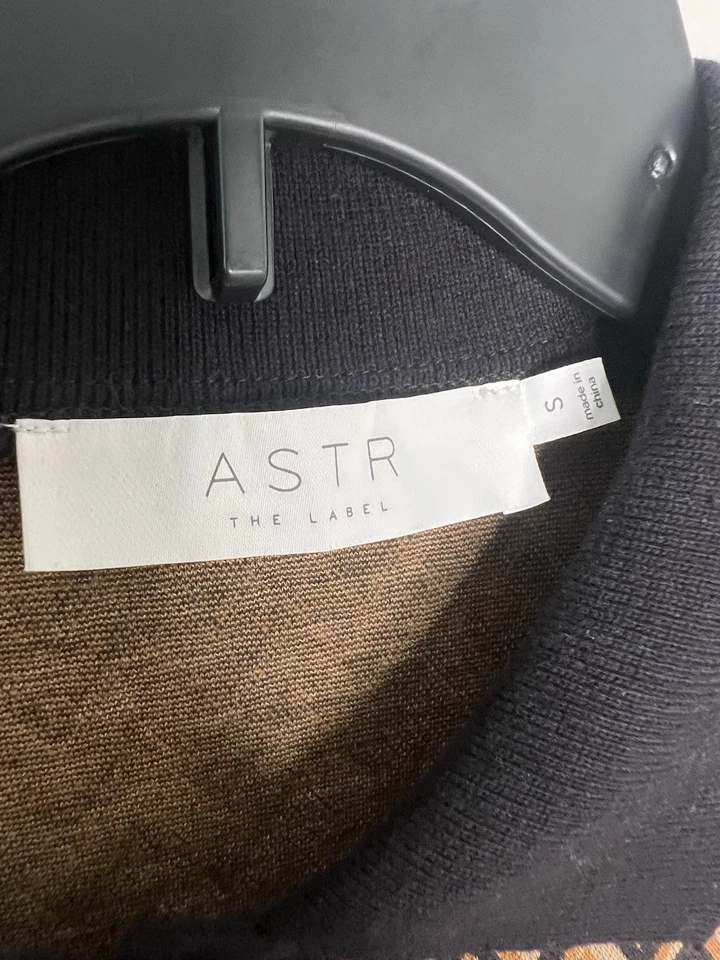 ASTR Kambrie Collared Chevron Mini Dress 1960s mod girl GoGo dress S #7 - Image 4 of 4