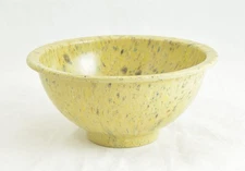 Unmarked Texas Ware 8" Melamine Bowl #111 Yellow/Green