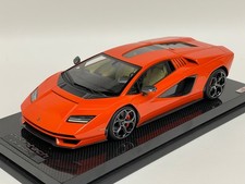 1/18 MR Collection Lamborghini Countach LPI 800-4 in Orange   Carbon Base BO090