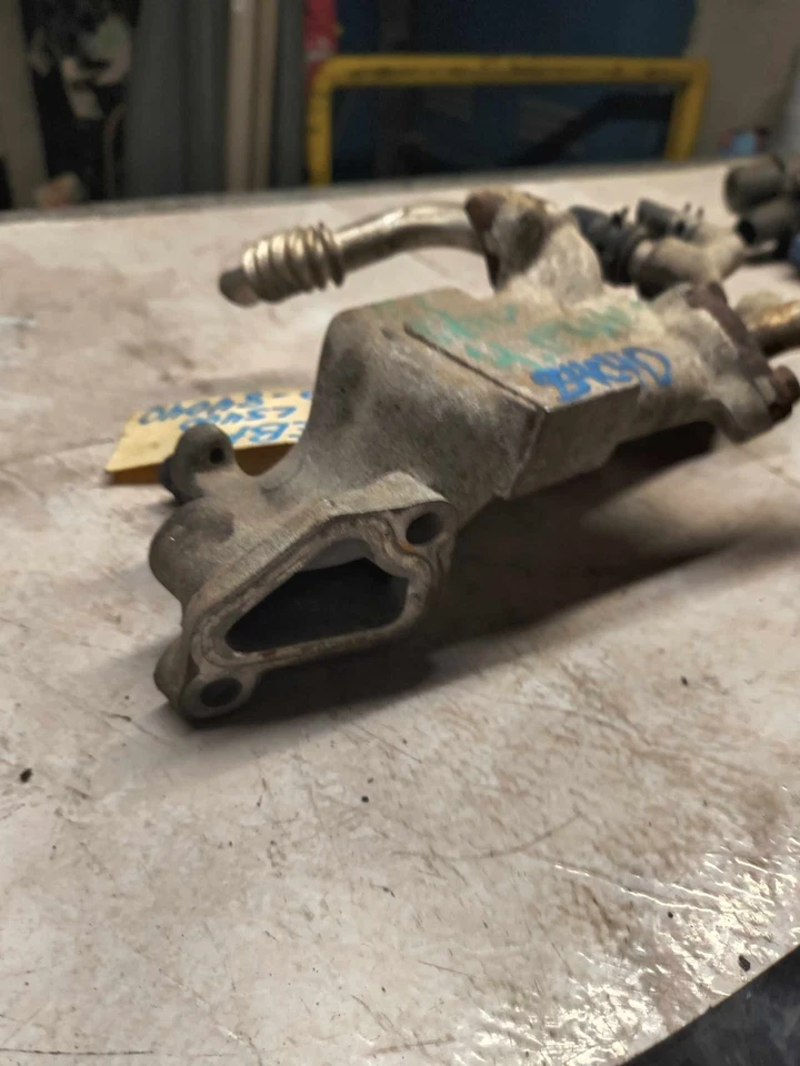 Carcasa termostato LEXUS LS400 91 Foto 4 de 4