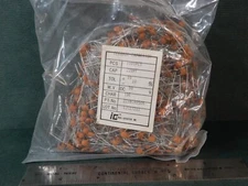 Illinois Capacitor Ceramic Disc Capacitors 220pf 50V Y5E Qty 1000 NOS