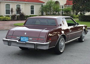 1984-Oldsmobile-Toronado-SURVIVOR-BUDGET-CLASSIC-85K-MI