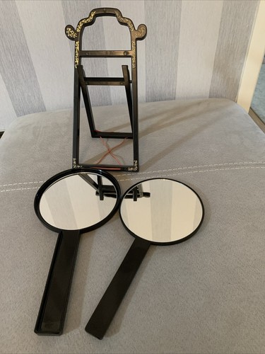 Traditionally Crafted Japanese Hand Held Mirror - Picture 2 of 4
