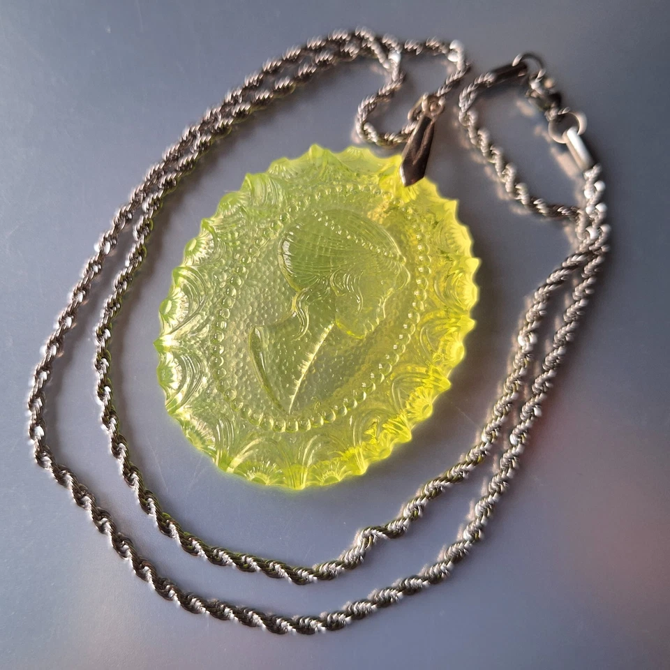 Uranium Glass Cameo Pendant Silver Tone Chain 21'' Vaseline Yellow Czech Glass - Image 2 of 4