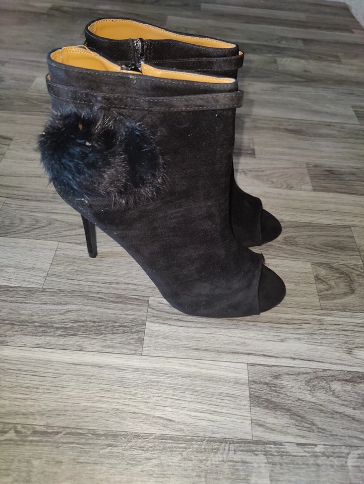 Shoe Republic LA Black 4 Inch High Heel Faux Suede Boots Women's Size 11 - Image 4 of 4