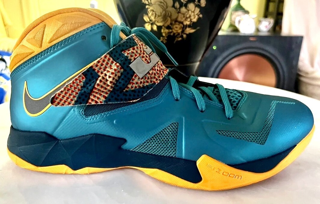 lebron soldier 7 green