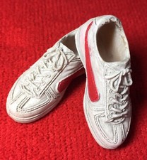 Zapatillas deportivas vintage Mattel Inc 2009 muñecas juguete bonitas y raras