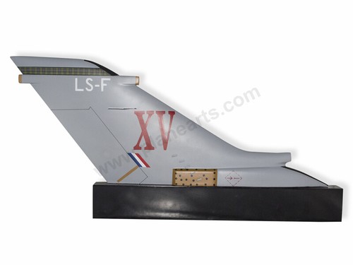 Panavia Tornado GR4 RAF Heckflosse massiv ofengetrocknet Mahagoni Handarbeitsmodell - Bild 2 von 10