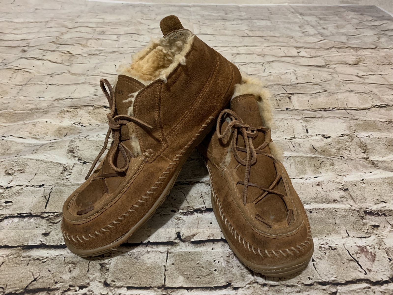 women's wicked good lodge chukkas